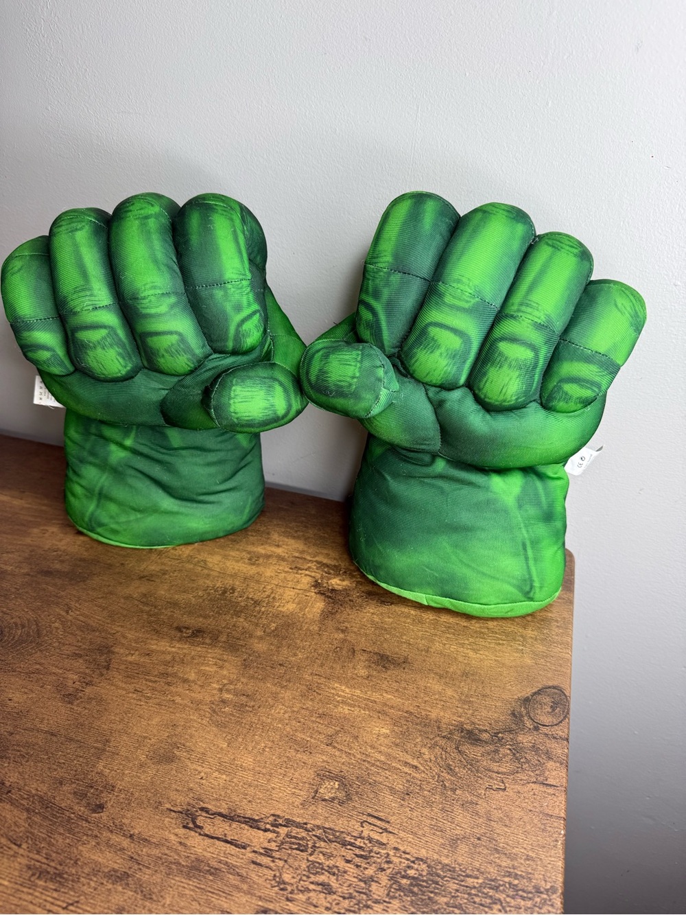 Kids Hulk Fist Plush Gloves - Bright Green